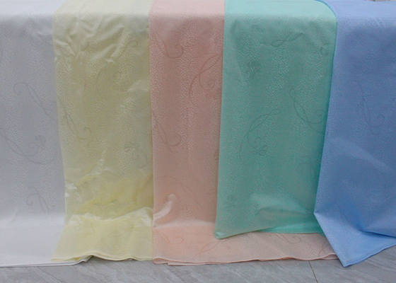 paño impreso poliéster de la funda de almohada de la tela del colchón blanco de la anchura de los 230cm que acolcha 100%