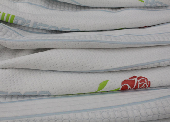 100 TECNOLOGÍA DE FIBRA DE POLÍESTERO para colchones de tipo jacquard