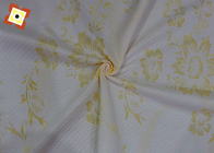 La tela que acolchaba modificada para requisitos particulares del colchón hizo punto el telar jacquar cómodo